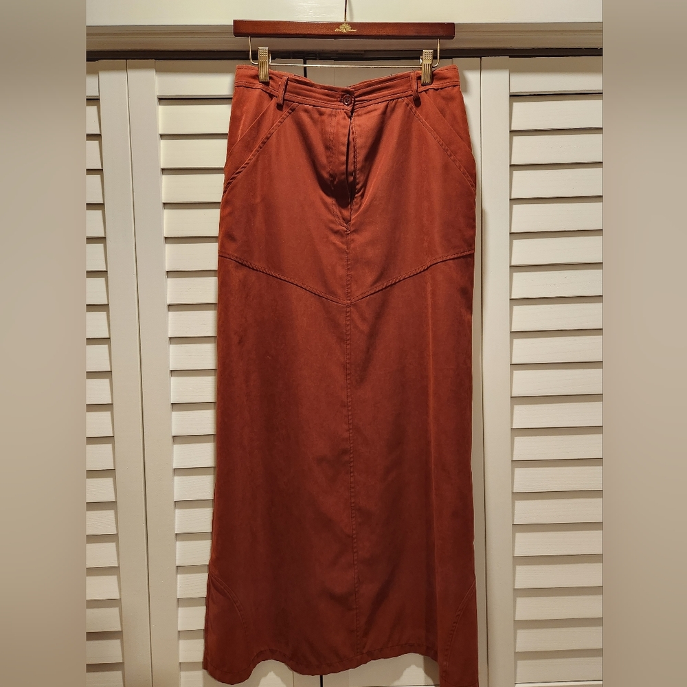 Long skirt